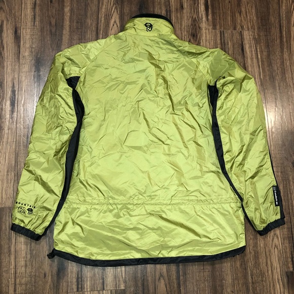 PRICE DROP! MOUNTAIN HARDWEAR WINDBREAKER - Picture 3 of 3
